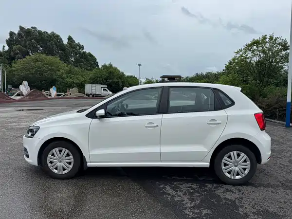 Volkswagen Polo 2016