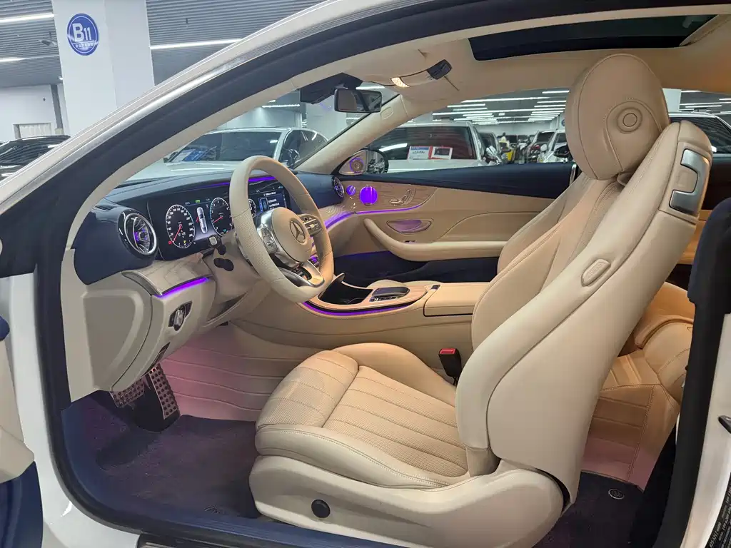 Mercedes-Benz E-Class 2020 — фото 12