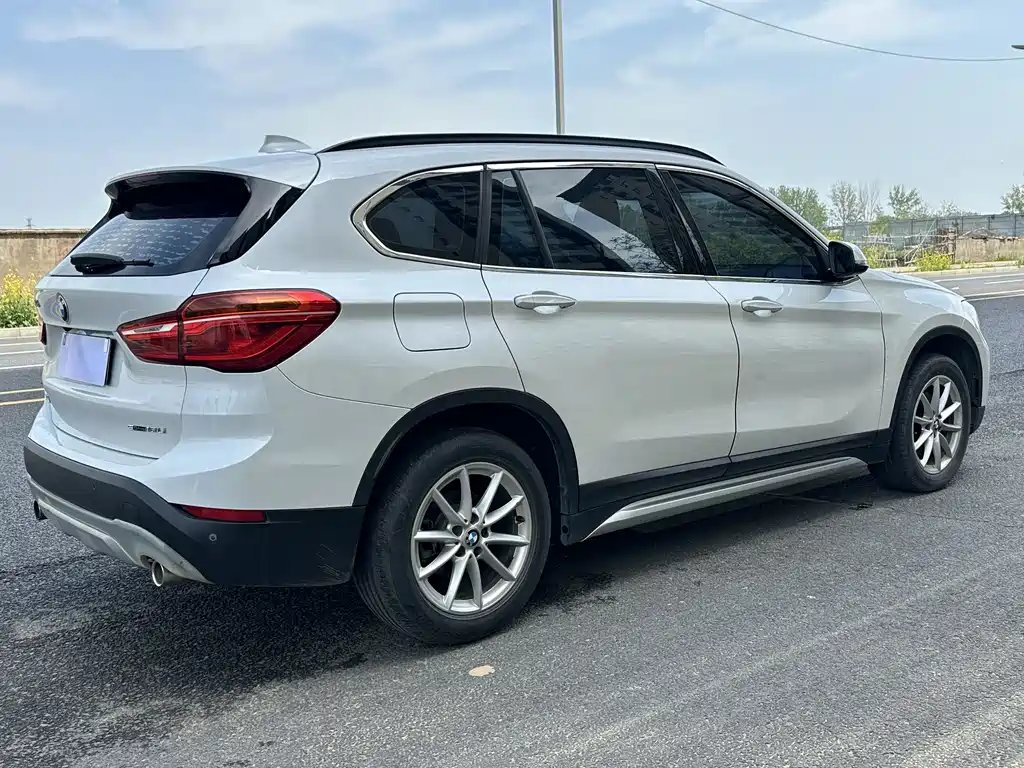 BMW X1 2018 — фото 10