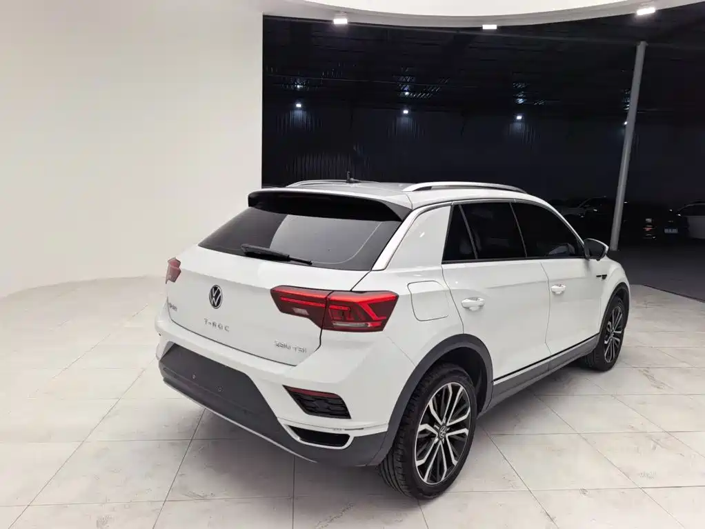 Volkswagen T-Roc 2022 — фото 4