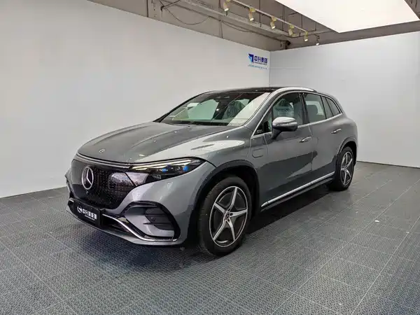 Mercedes-Benz EQS SUV 2025
