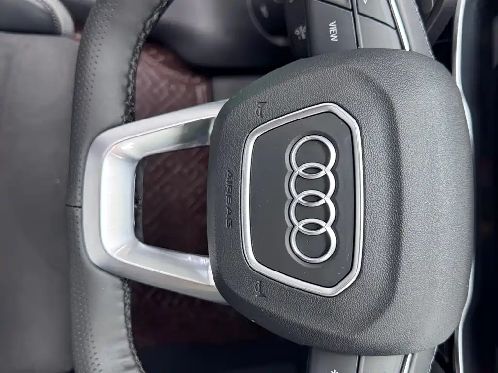 Audi Q3 2022 — фото 22
