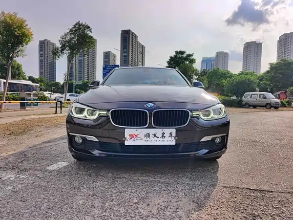 BMW 3 Series 2016