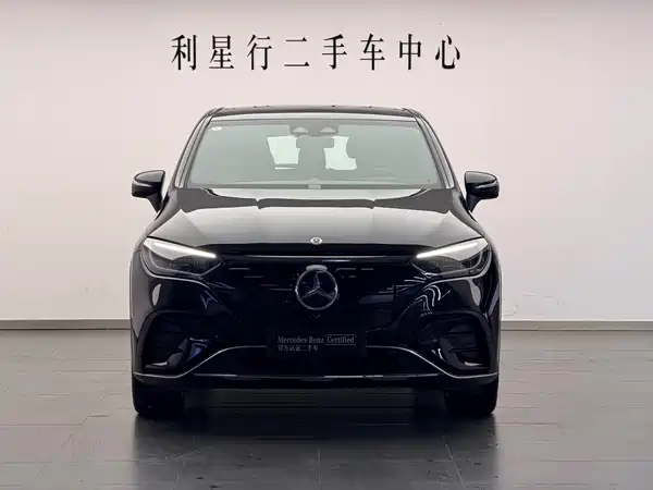 Mercedes-Benz EQE SUV 2025