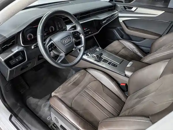 Audi A7L 2023