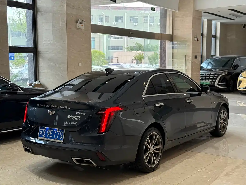 Cadillac CT4 2021 — фото 17