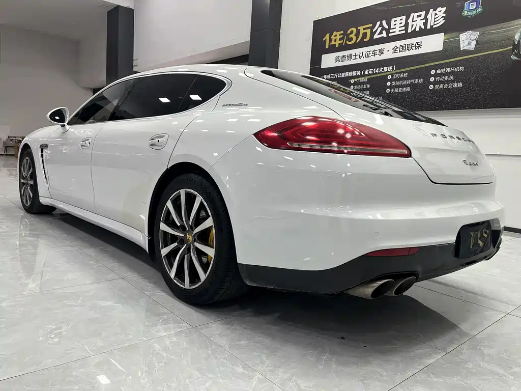 Porsche Panamera 2016 — фото 11