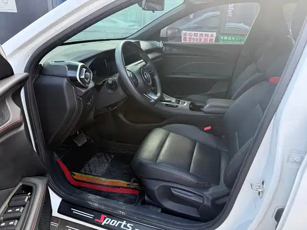 MG MG5 2024