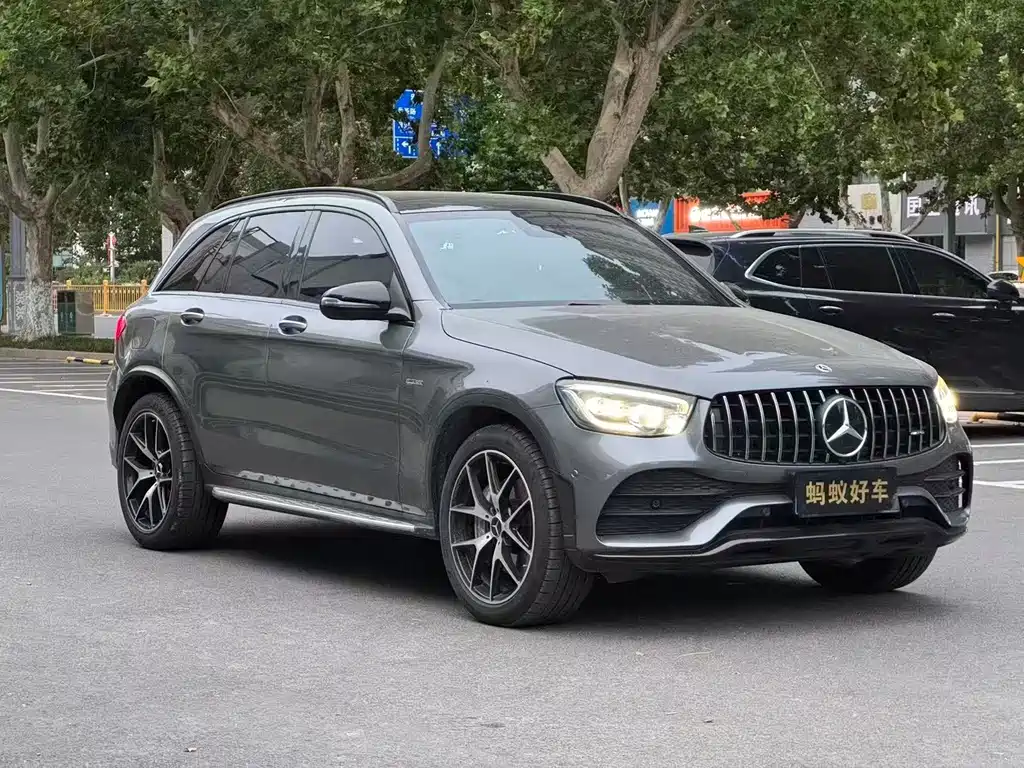 Mercedes-Benz GLC AMG 2022 — фото 3