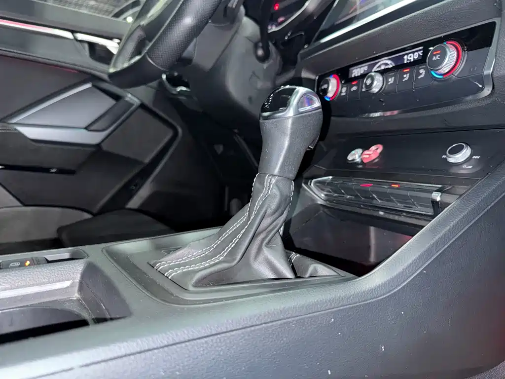 Audi Q3 Sportback 2020 — фото 17