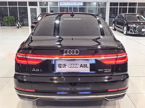 Audi A8 2021