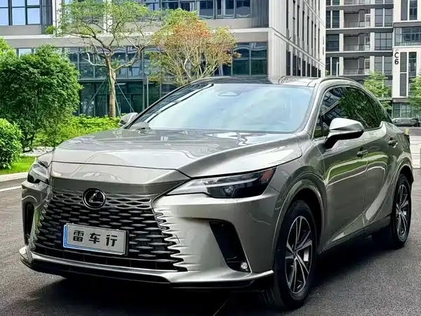 Lexus RX 2023