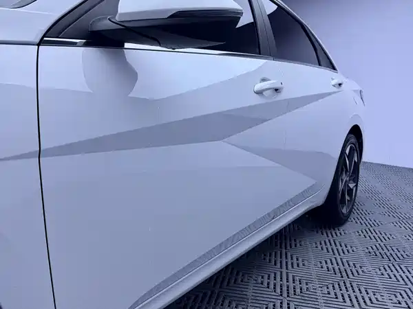 Hyundai Elantra 2022