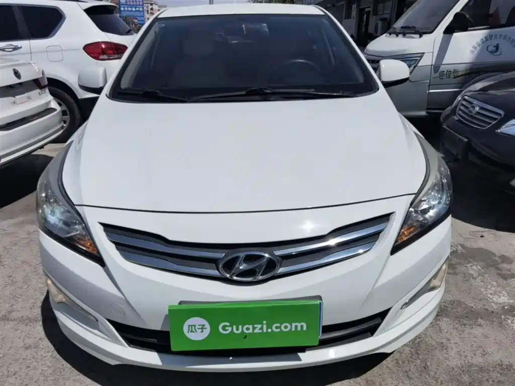 Hyundai Verna 2016 — фото 3