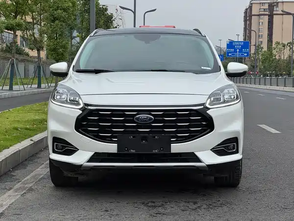 Ford Edge 2022