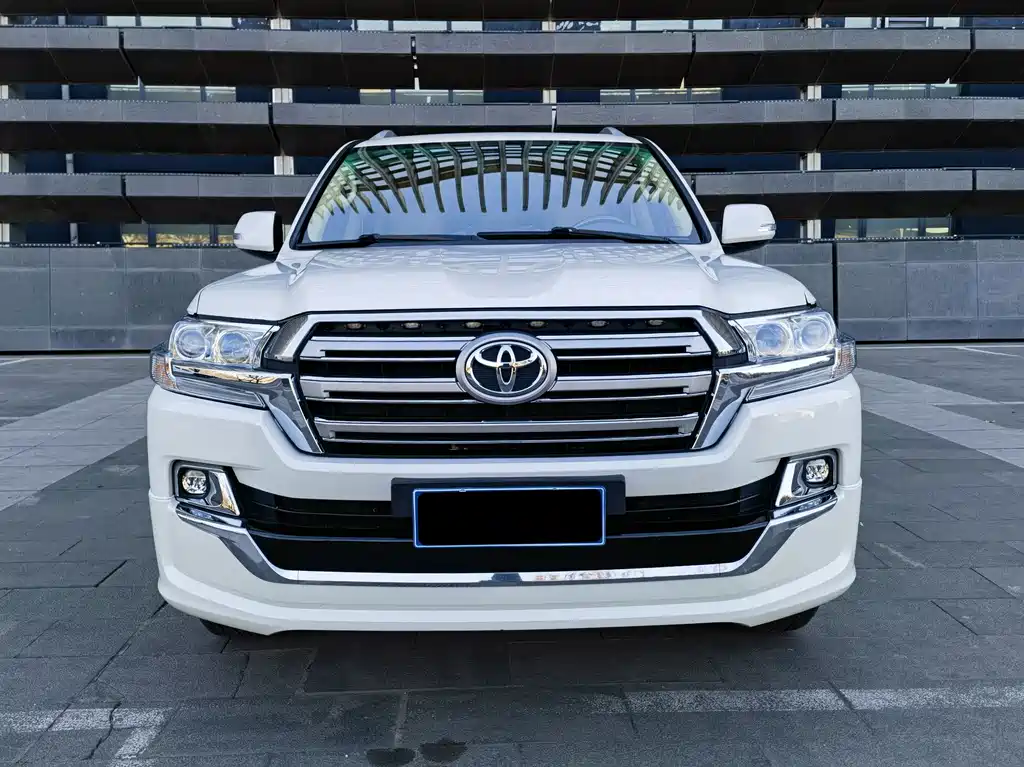 Toyota Land Cruiser 2016 — фото 2