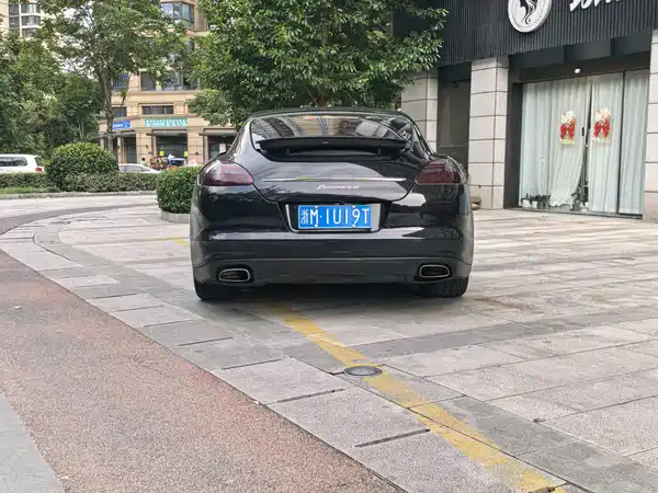 Porsche Panamera 2012