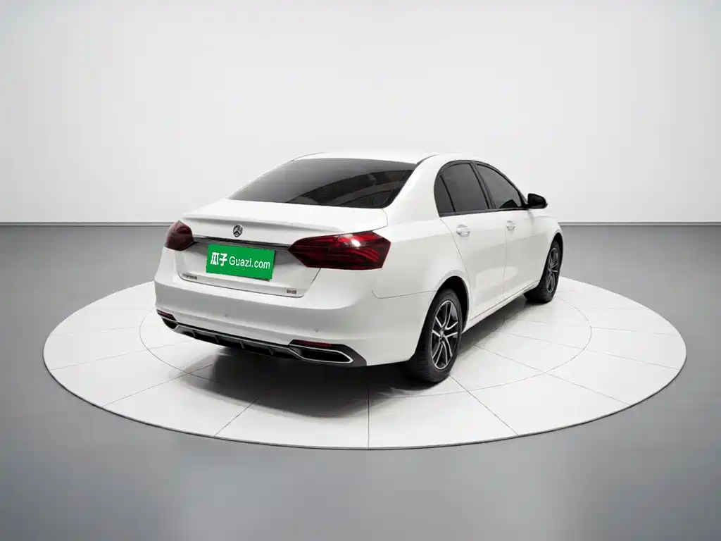 Geely Emgrand 2020