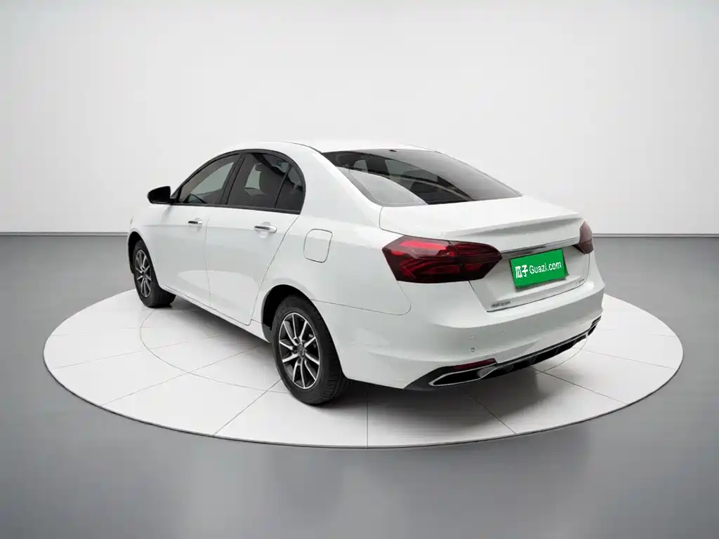 Geely Emgrand 2020