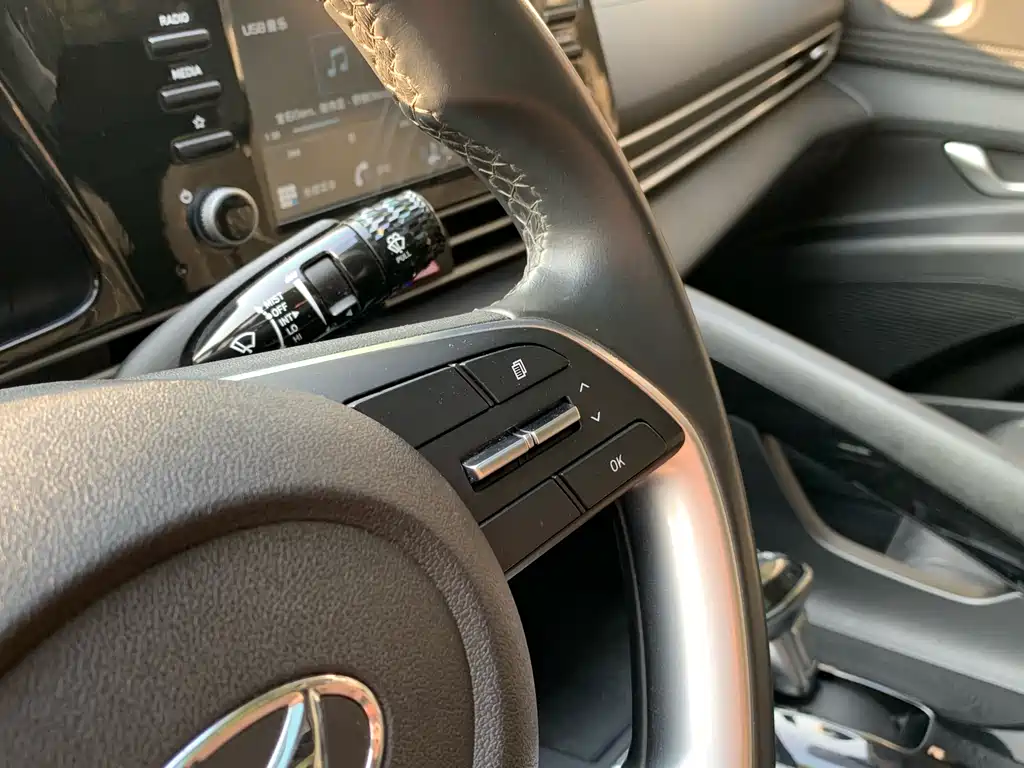 Hyundai Elantra 2021 — фото 25