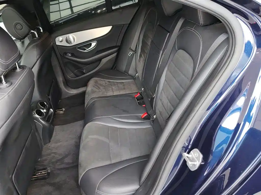 Mercedes-Benz C-Class 2019 — фото 17