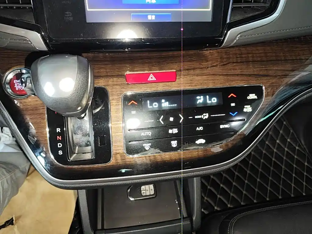 Honda Odyssey 2018 — фото 14