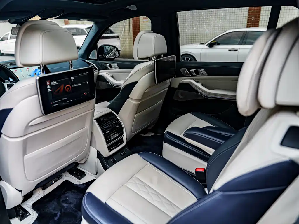 BMW X7 2023 — фото 15