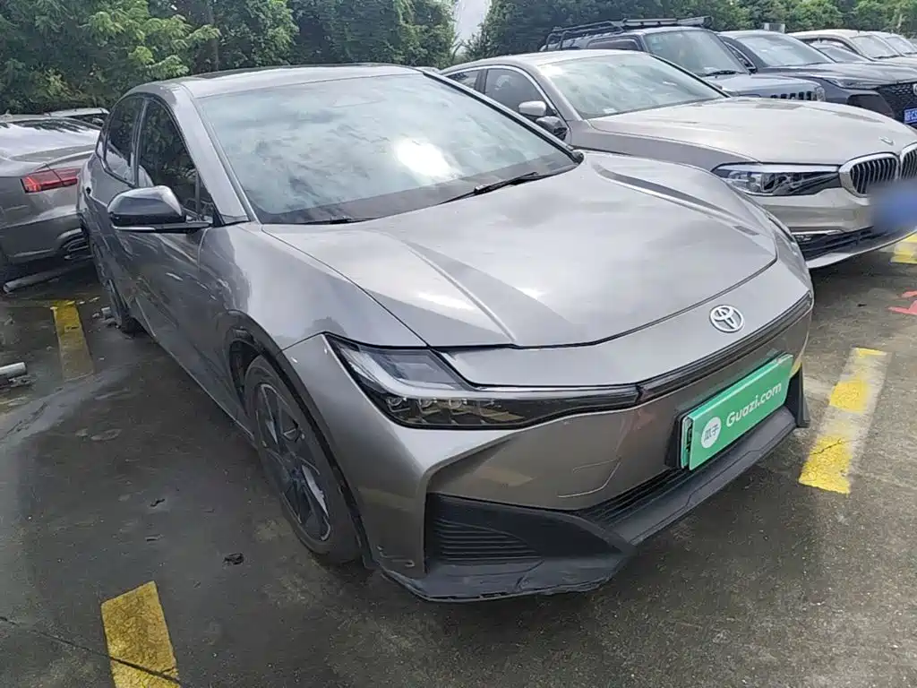 Toyota bZ3 2023