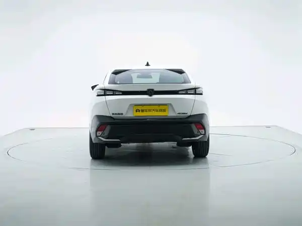 Peugeot 408X 2024