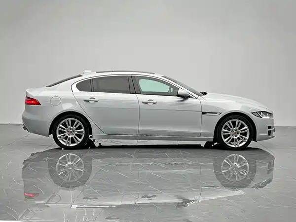 Jaguar XEL 2019