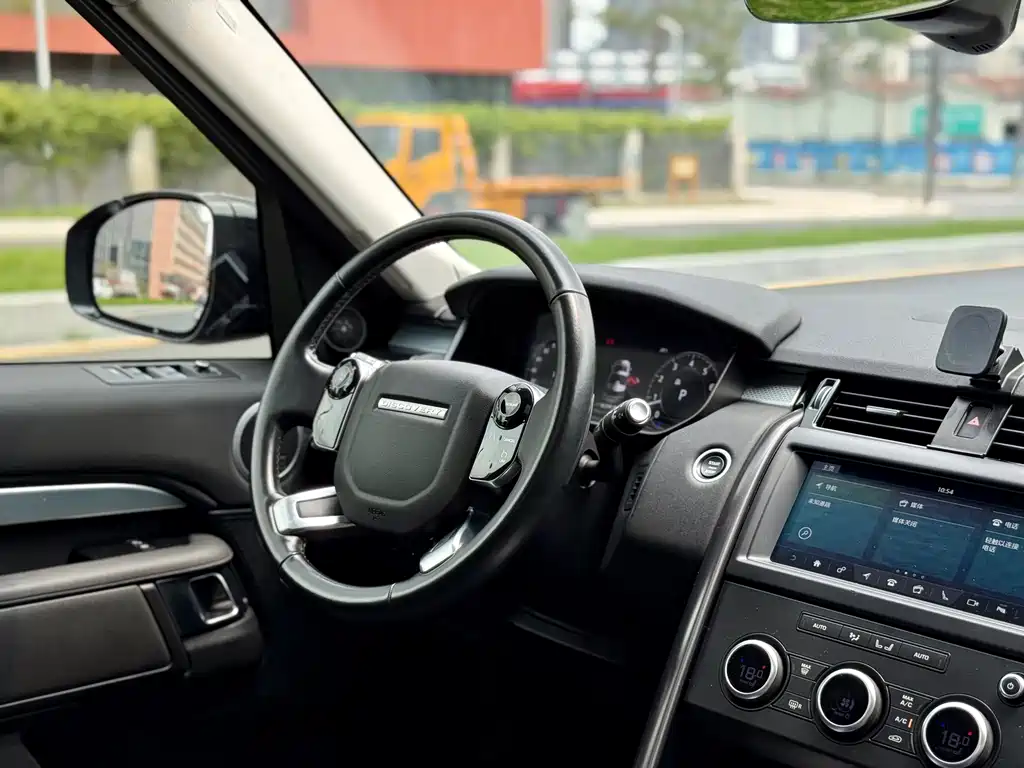 Land Rover Discovery 2021 — фото 14