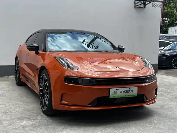 Zeekr 001 2024