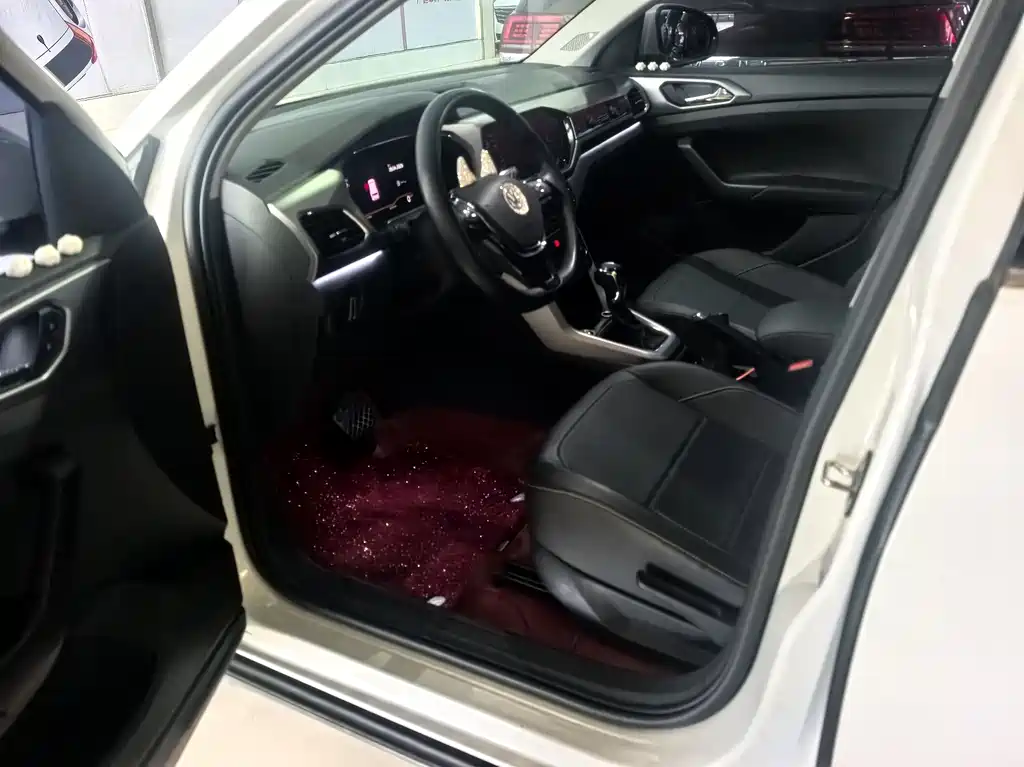 Volkswagen T-Cross 2021