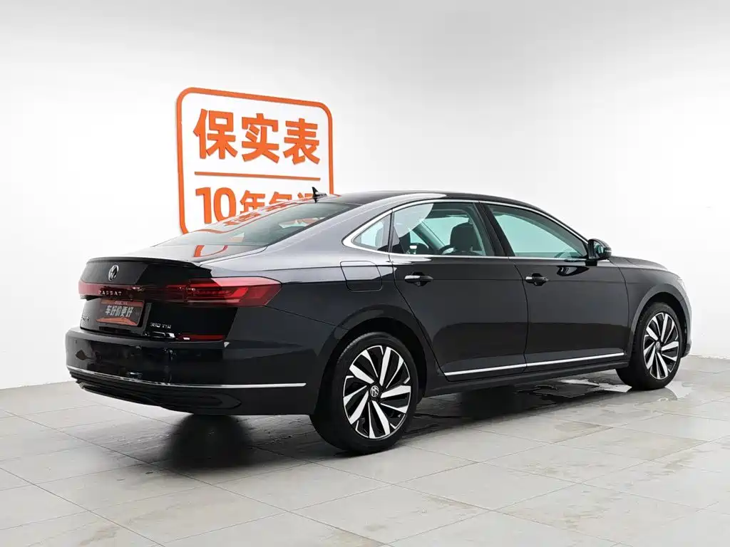 Volkswagen Passat 2025