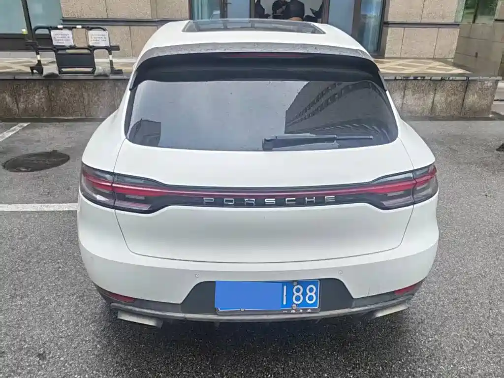 Porsche Macan 2021 — фото 8