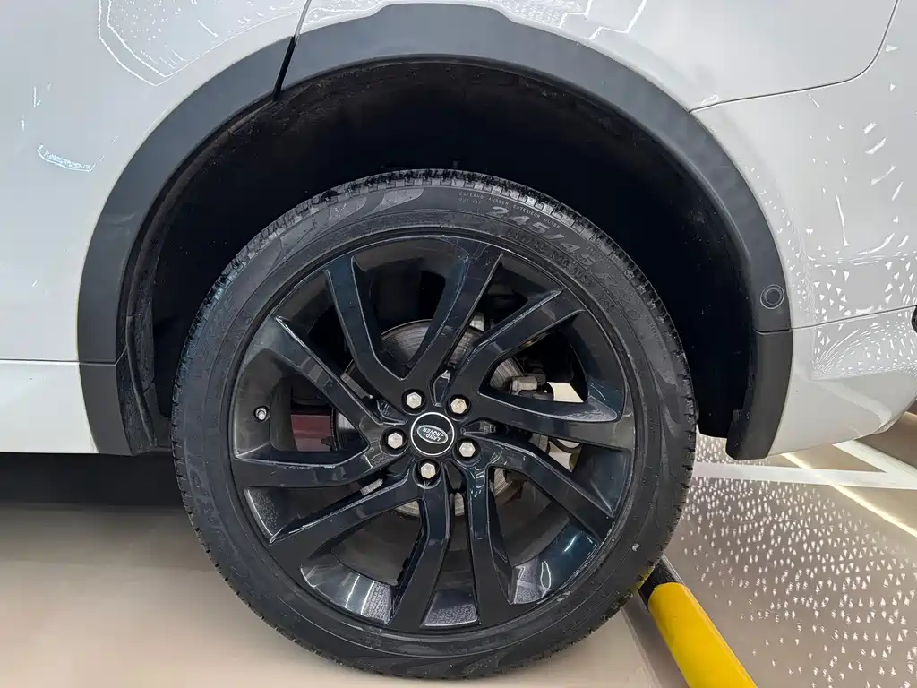 Land Rover Discovery Sport 2019 — фото 6