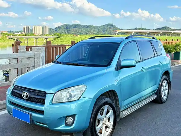 Toyota RAV4 2009