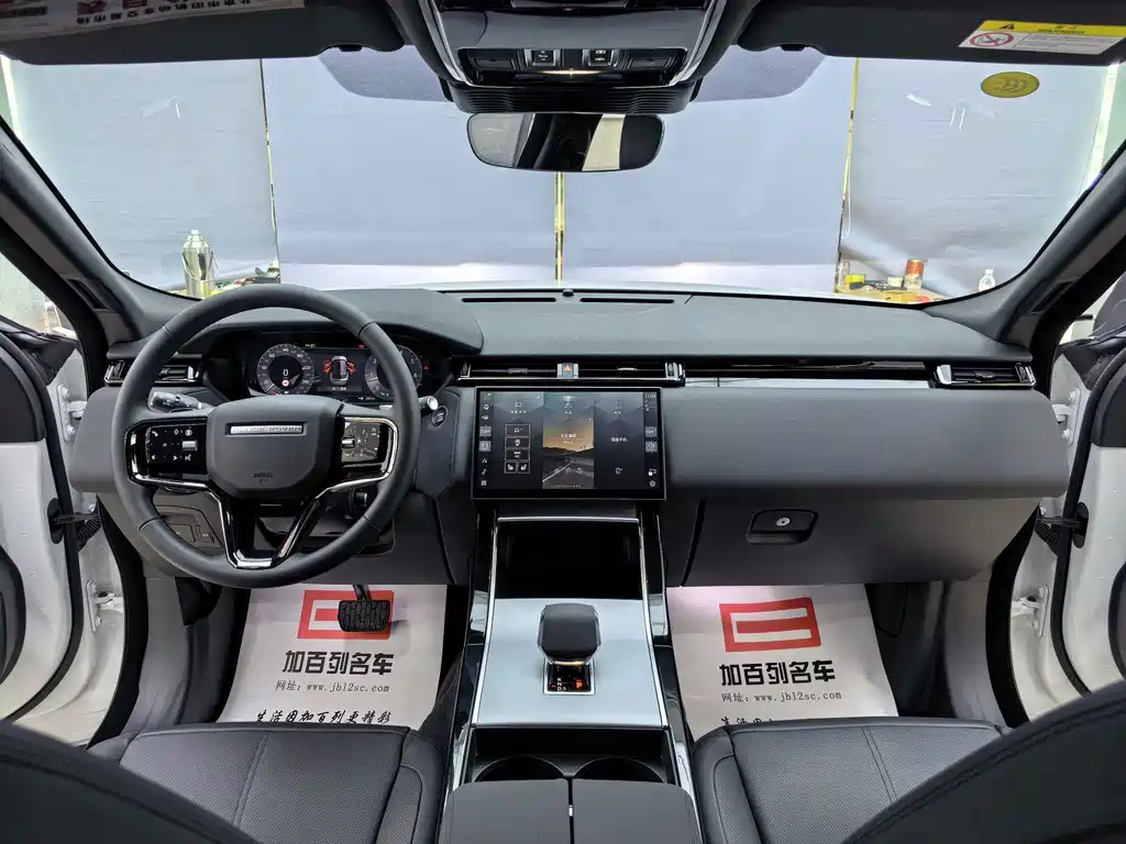Land Rover Range Rover Velar 2025 — фото 10