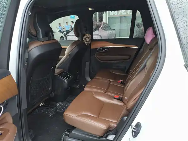 Volvo XC90 2021