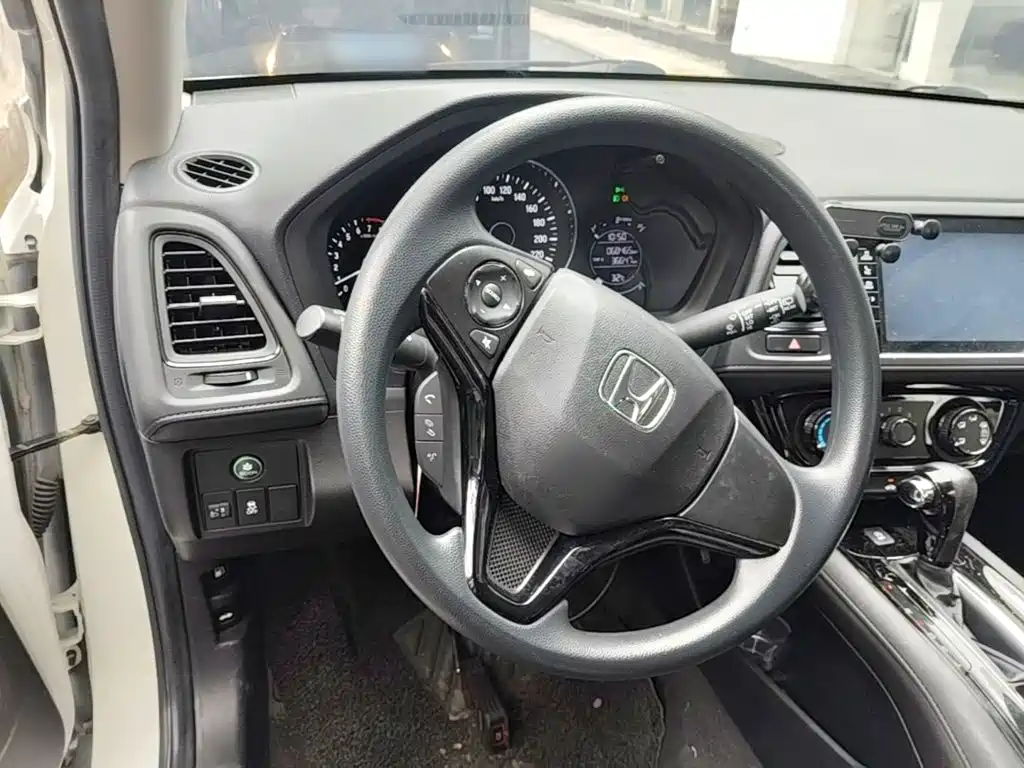 Honda Vezel 2020 — фото 11
