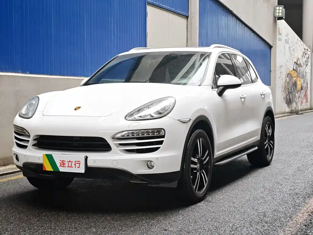 Porsche Cayenne 2014 — фото 1