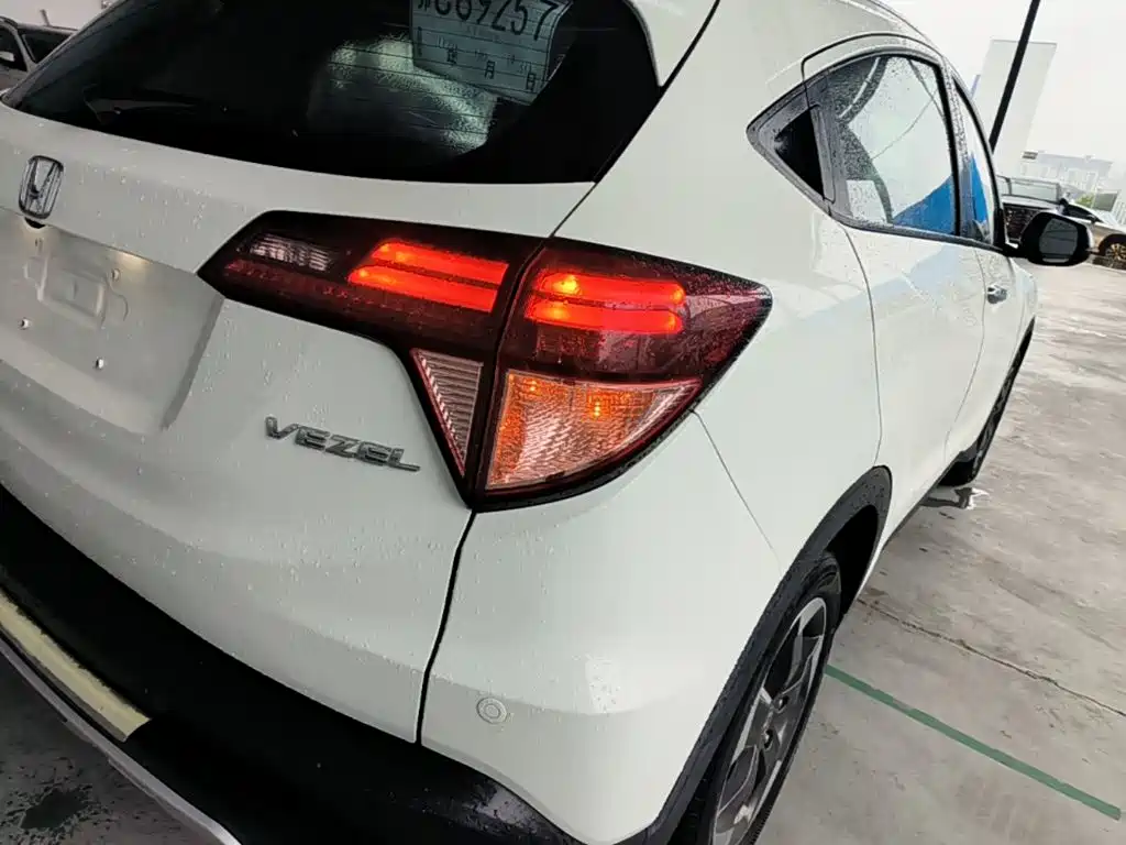 Honda Vezel 2016 — фото 8