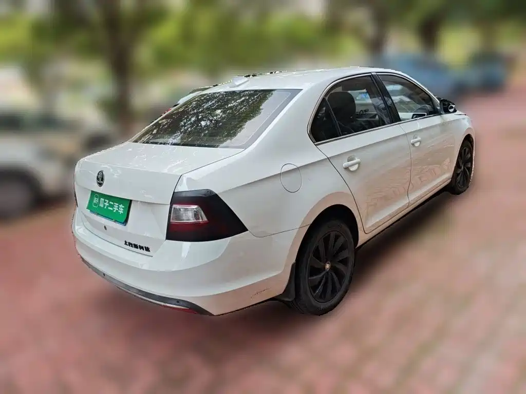 Skoda Rapid 2017 — фото 4