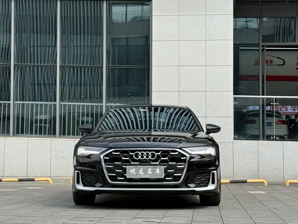 Audi A6L 2025 — фото 2