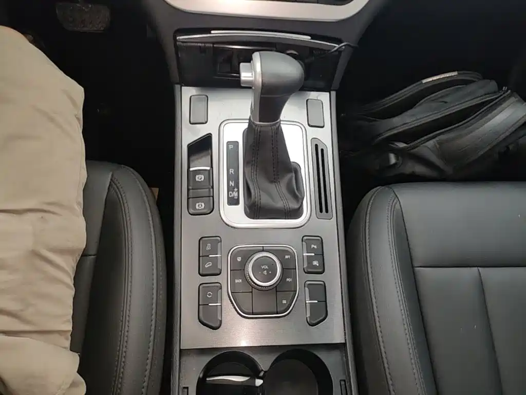 Haval H6 Coupe 2017 — фото 14