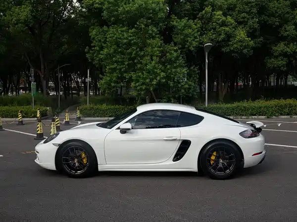 Porsche 718 2018