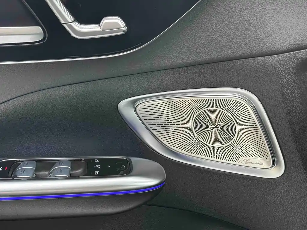Mercedes-Benz C-Class 2024 — фото 14