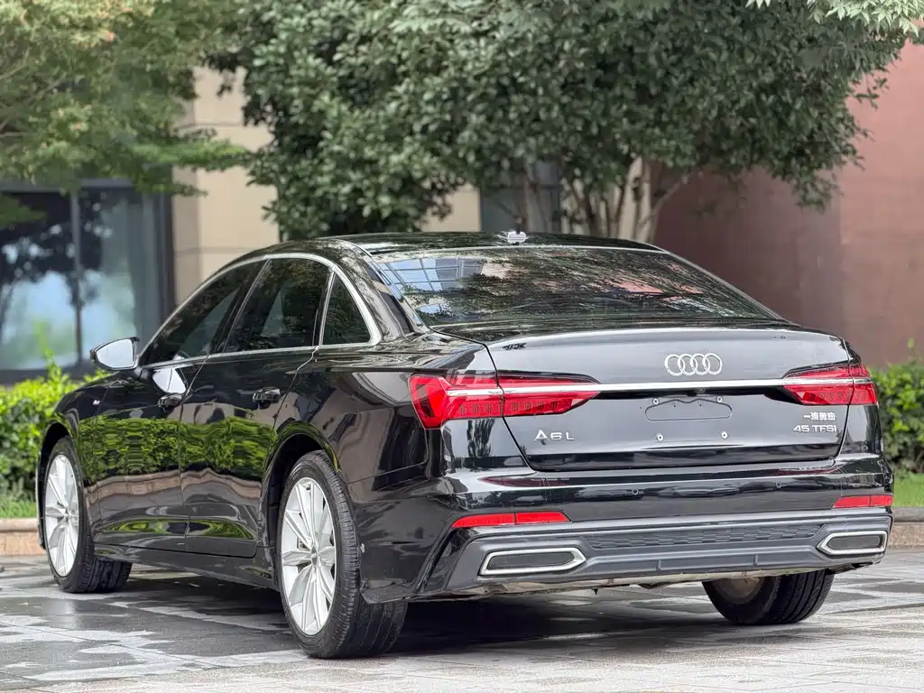 Audi A6L 2021 — фото 11