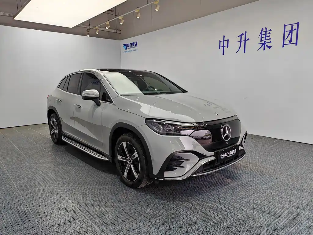 Mercedes-Benz EQE SUV 2024 — фото 3