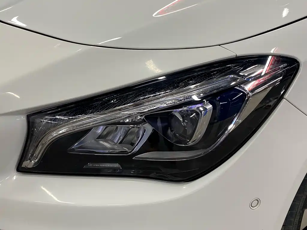 Mercedes-Benz CLA 2018 — фото 22